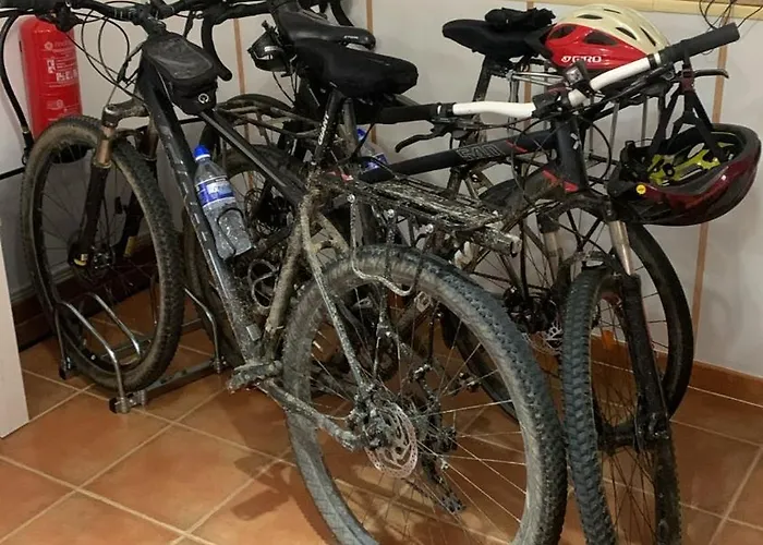 Exedra 3 Estrellas * Carcaboso