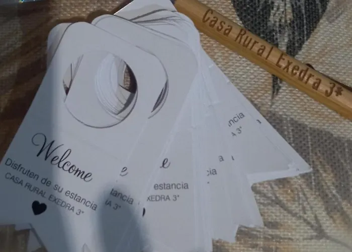 Exedra 3 Estrellas * Carcaboso